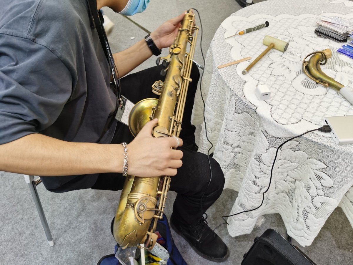 現場維修.jpg 現場維修.jpg