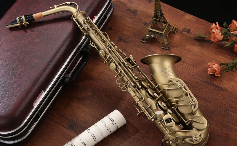 薩克斯哪個牌子的好